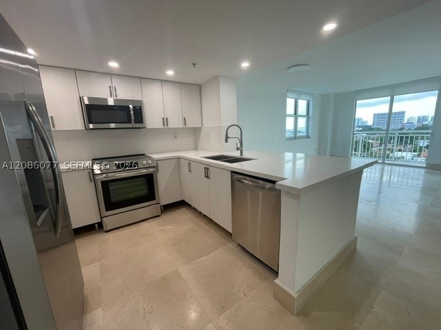 3000 Coral Way #916, Miami FL 33145