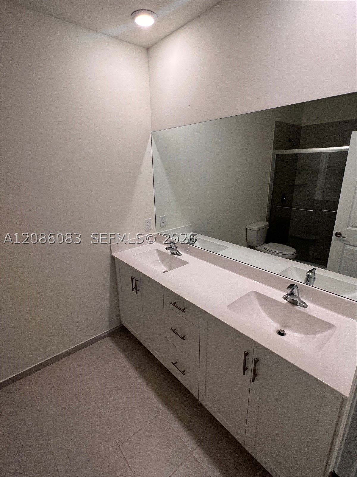 3342 W 112th St, Hialeah FL 33018