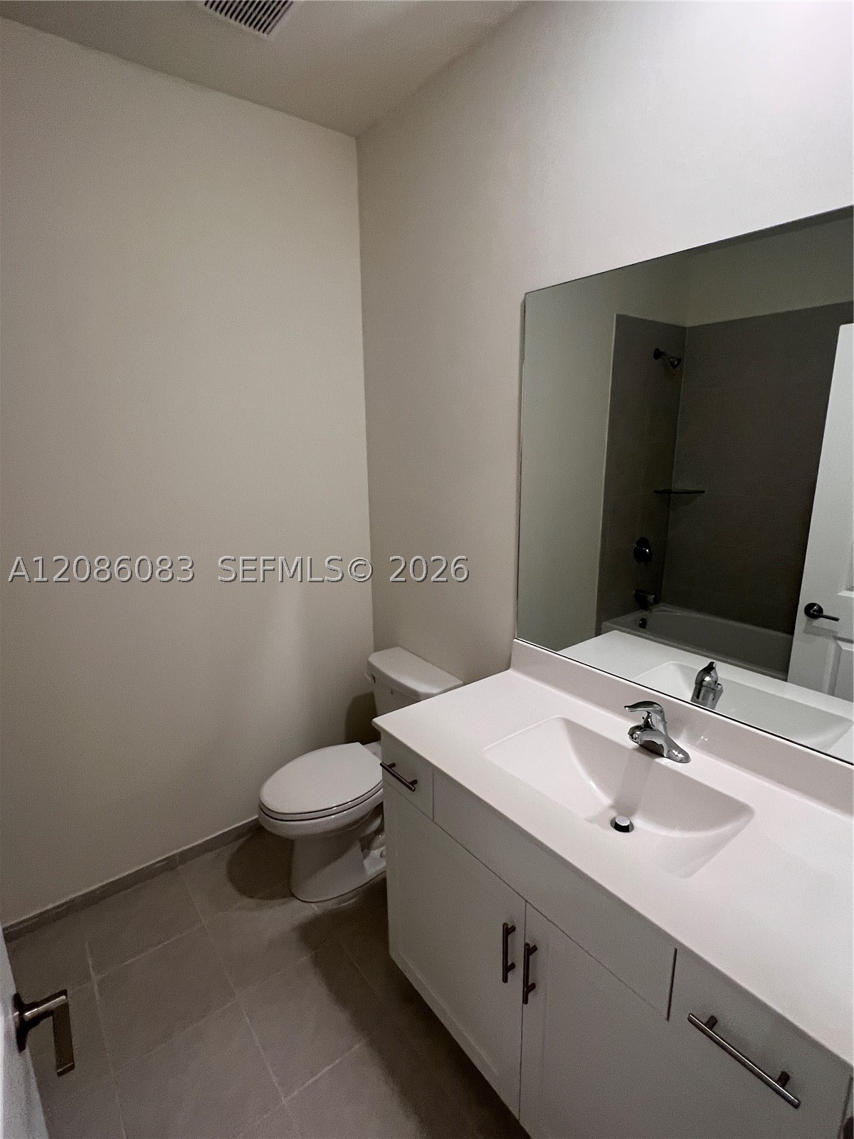 3342 W 112th St, Hialeah FL 33018