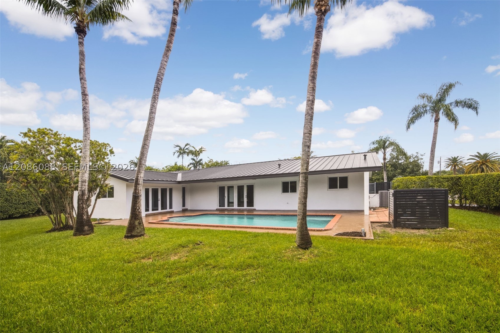 13240 SW 70th Ave, Pinecrest FL 33156