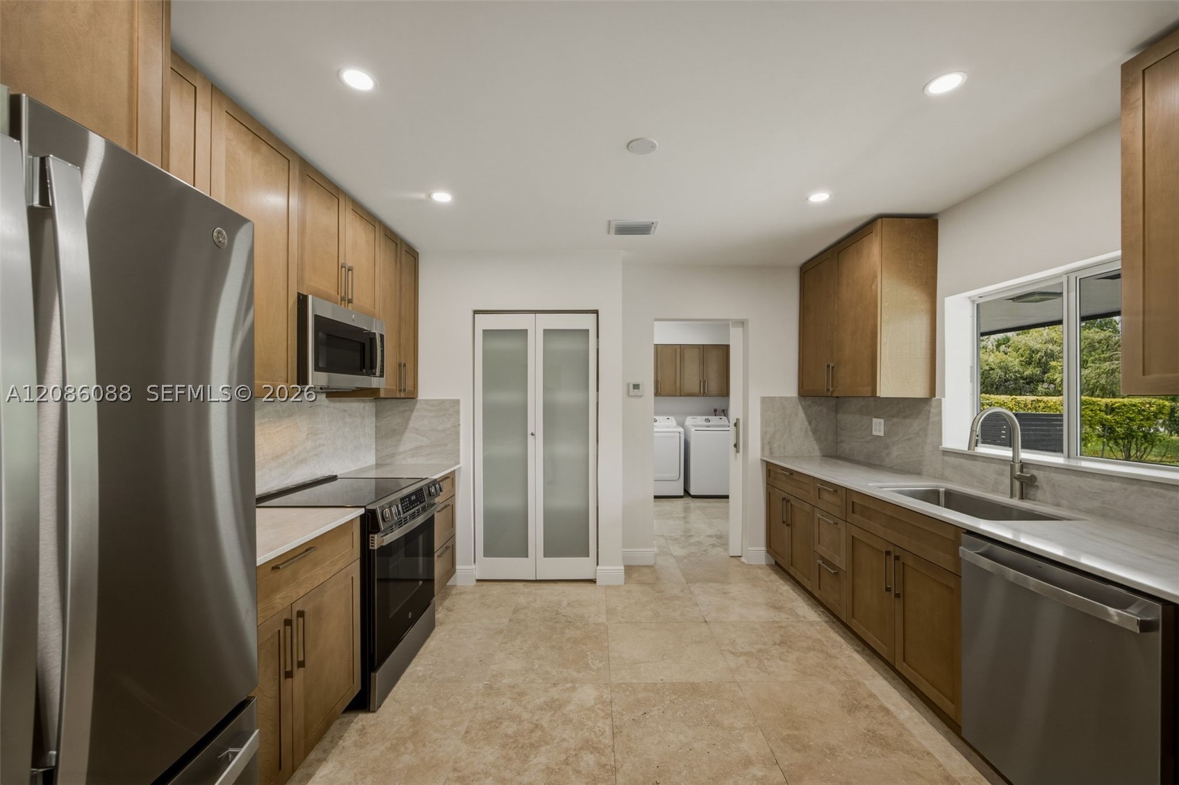 13240 SW 70th Ave, Pinecrest FL 33156