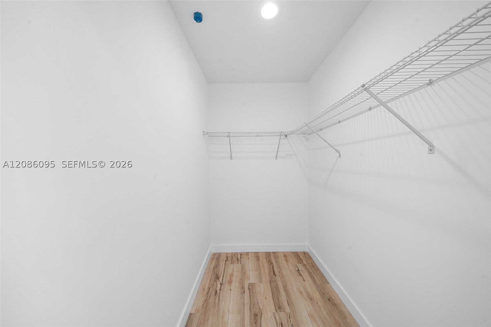 11 NE 51 St #B, Miami FL 33137