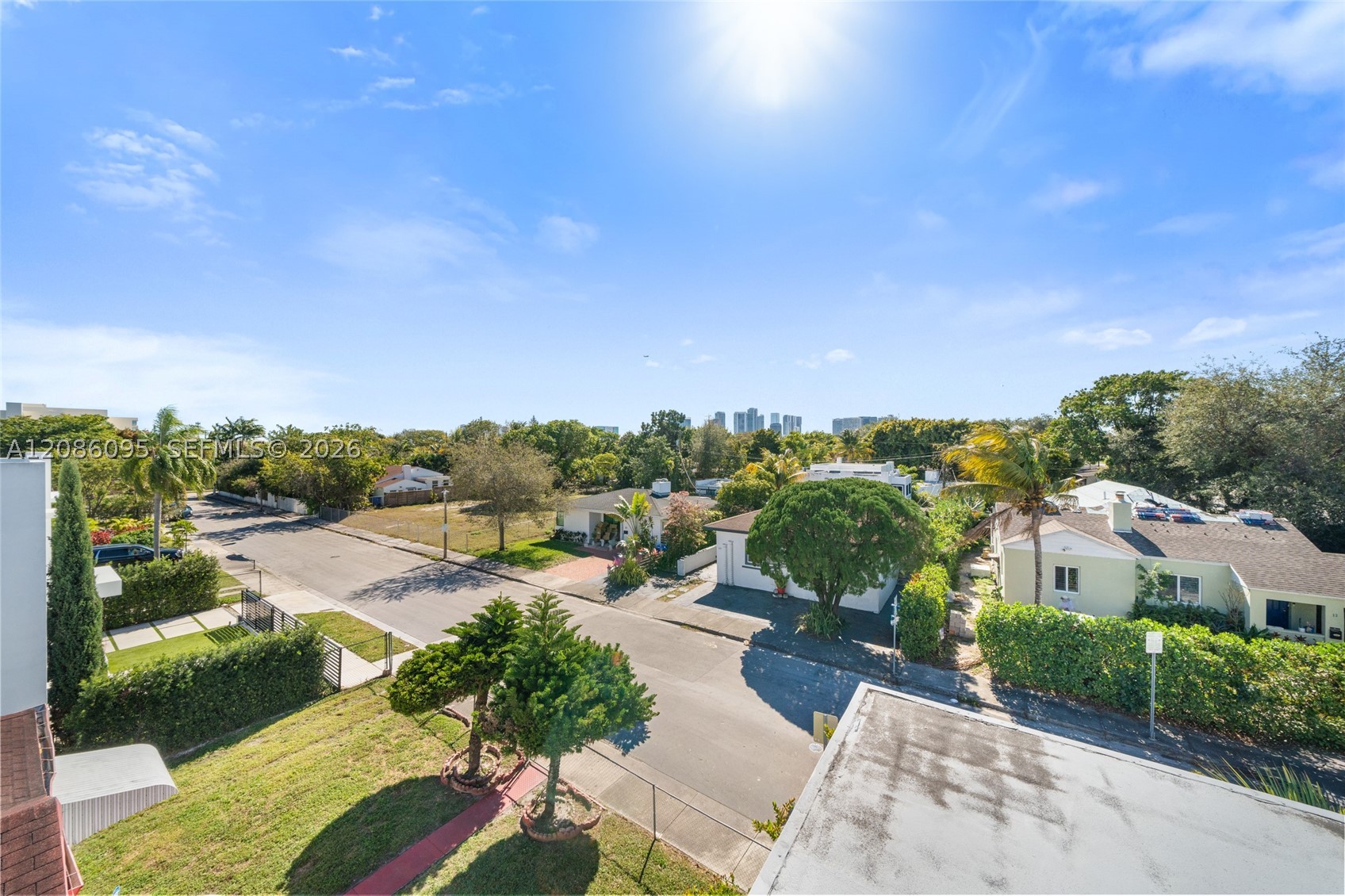 11 NE 51 St #B, Miami FL 33137