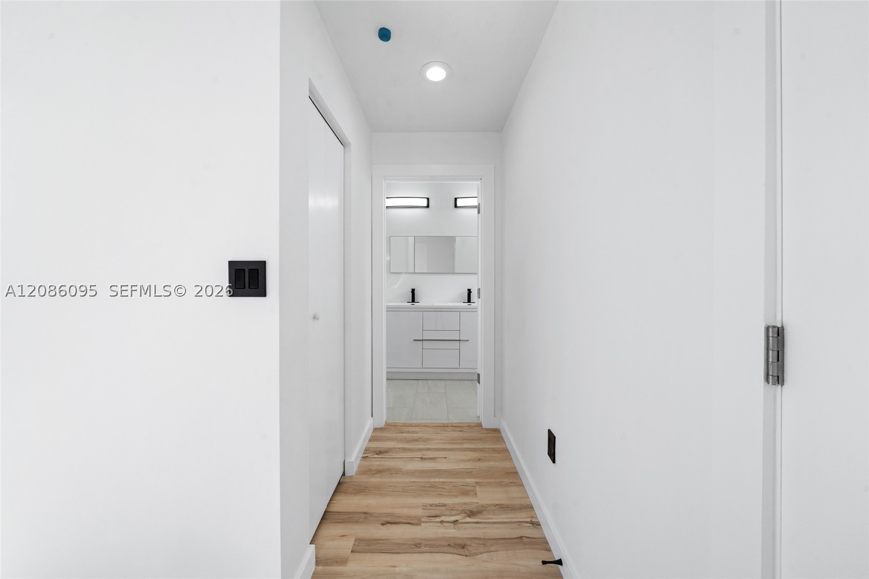 11 NE 51 St #B, Miami FL 33137