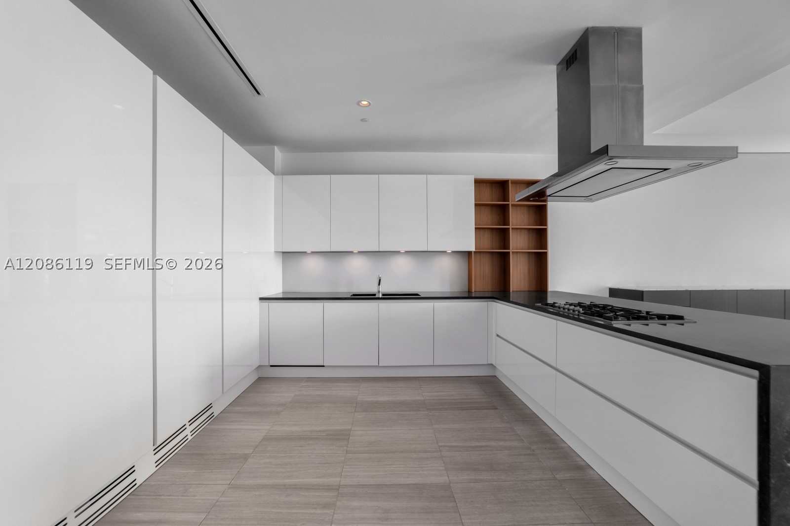 4701 N Meridian Ave #325, Miami Beach FL 33140