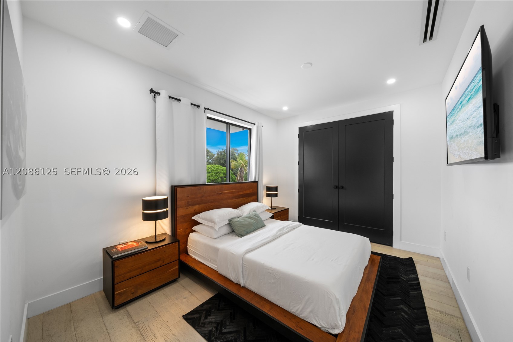 31 NE 51st St, Miami FL 33137