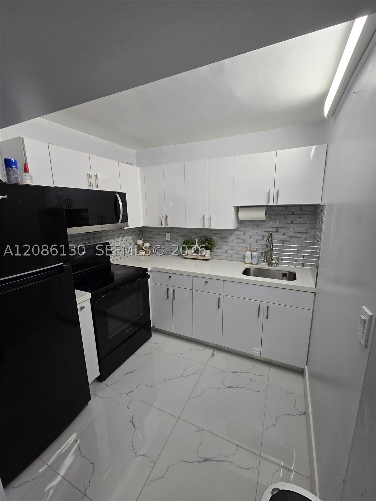 6620 W 2nd Ct #103, Hialeah FL 33012