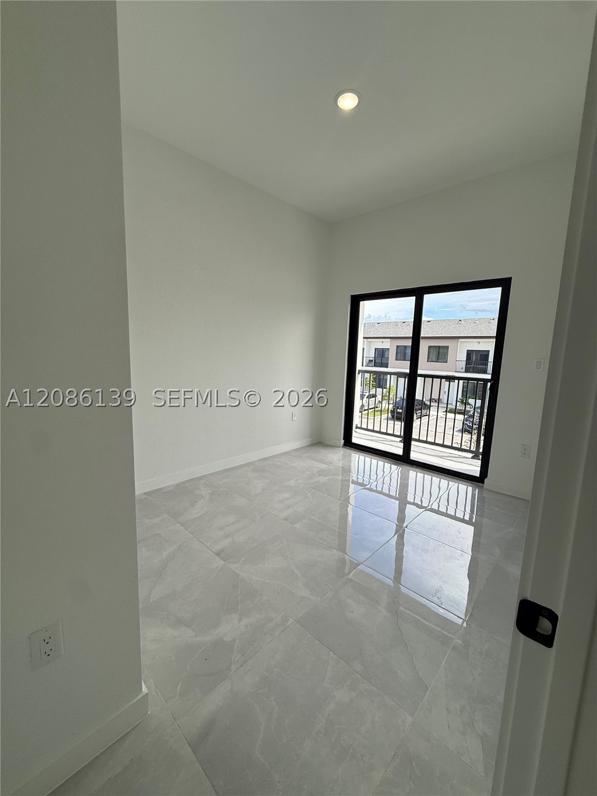 1416 NW 6th Ter, Florida City FL 33034