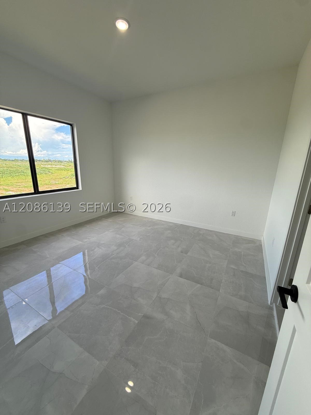 1416 NW 6th Ter, Florida City FL 33034