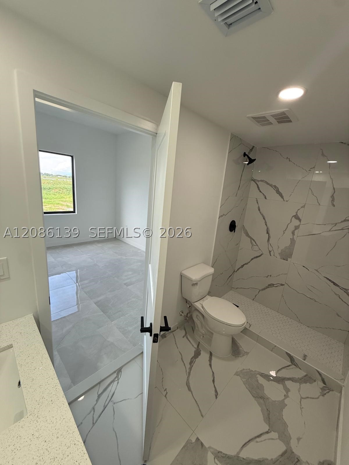 1416 NW 6th Ter, Florida City FL 33034