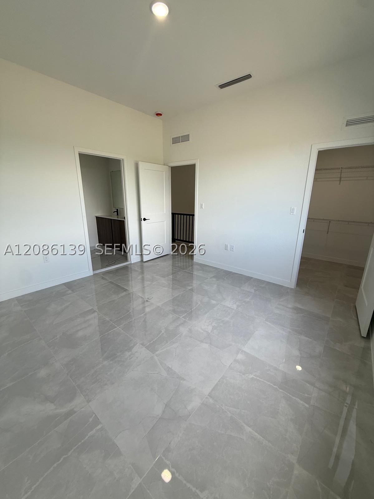 1416 NW 6th Ter, Florida City FL 33034