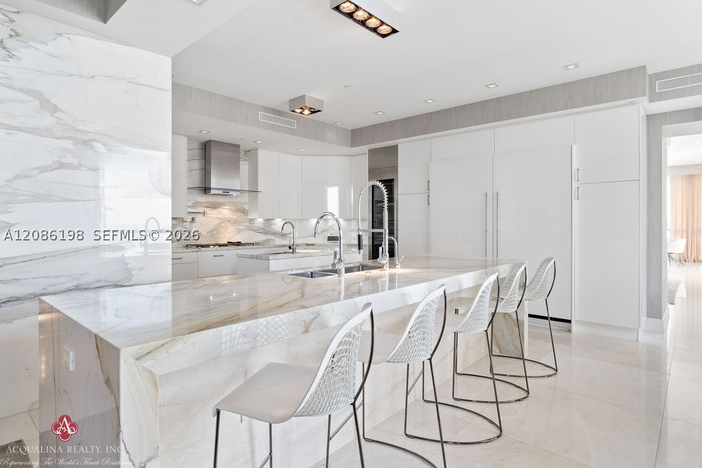 17749 Collins Ave #902, Sunny Isles Beach FL 33160