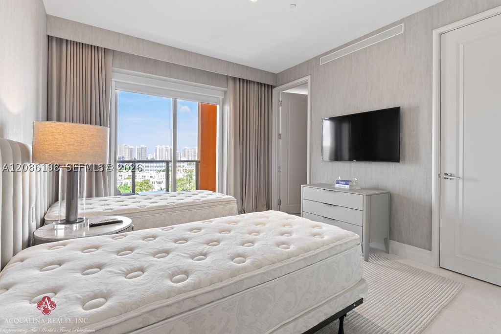 17749 Collins Ave #902, Sunny Isles Beach FL 33160