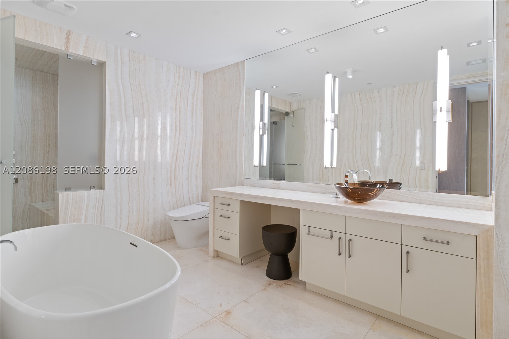 17749 Collins Ave #902, Sunny Isles Beach FL 33160