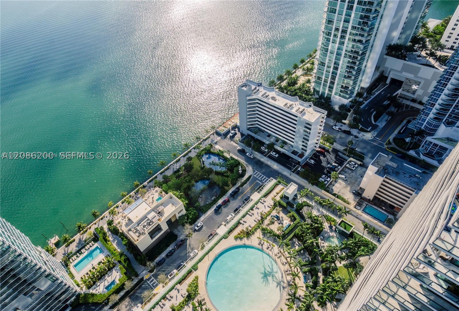 650 NE 32nd St #4402, Miami FL 33137
