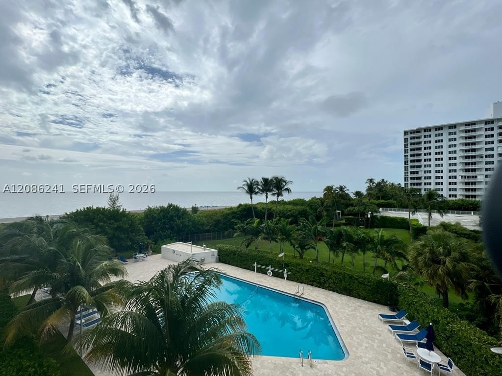 177 Ocean Lane Dr #405, Key Biscayne FL 33149