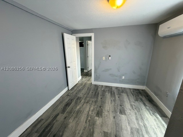 1361 NW 68th Ter #1361, Miami FL 33147