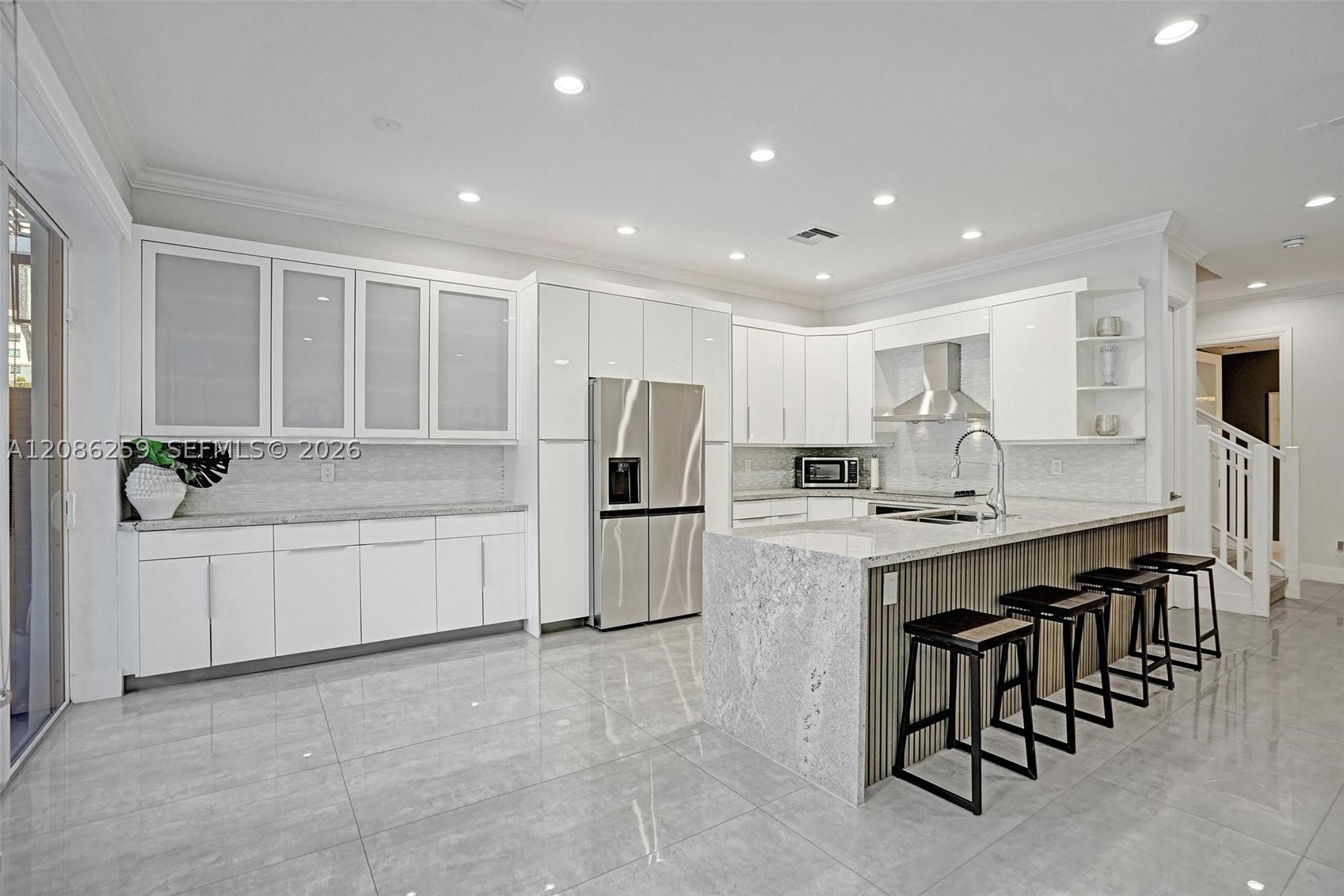 453 SW 5th Ave, Fort Lauderdale FL 33315