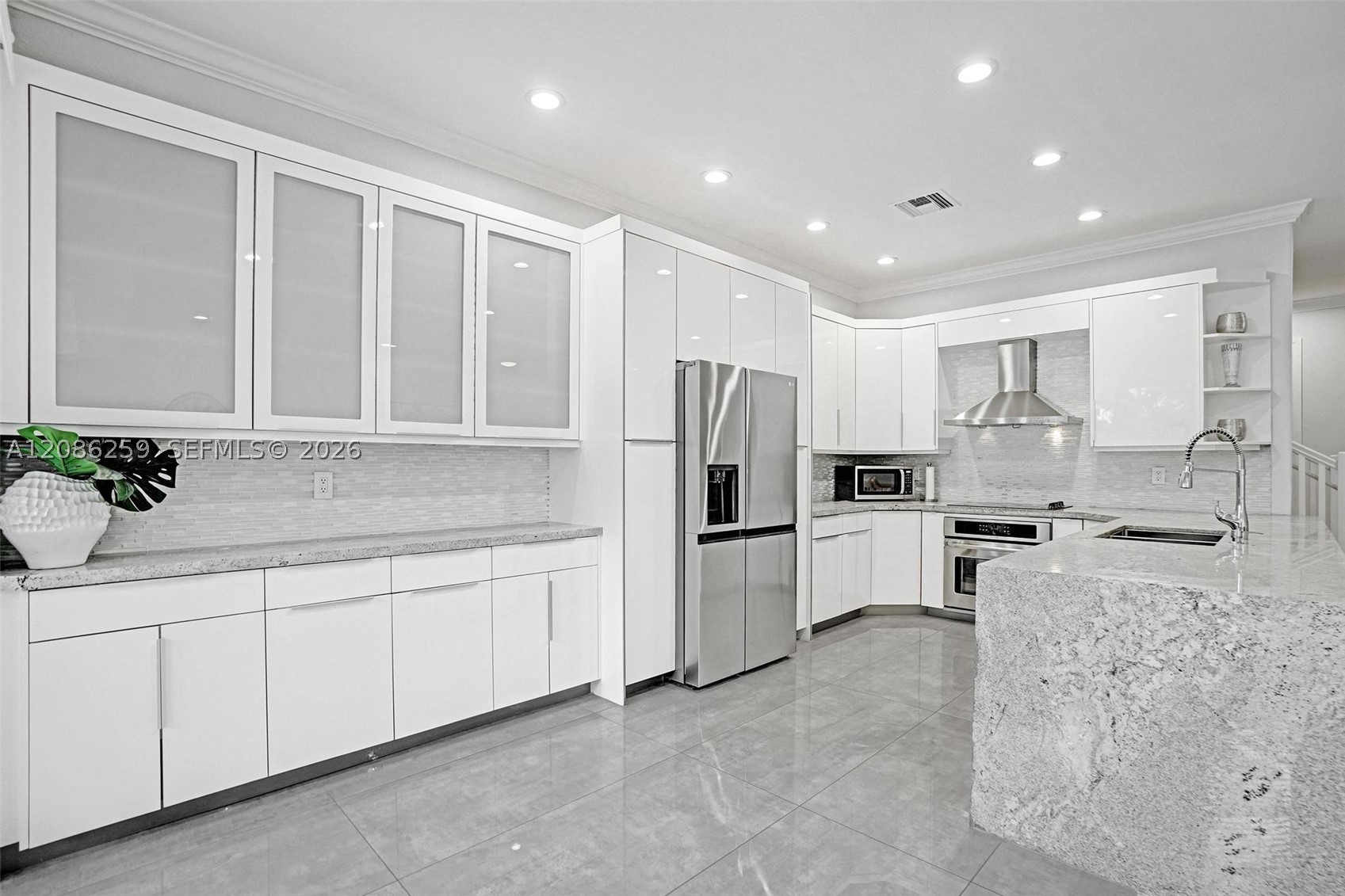 453 SW 5th Ave, Fort Lauderdale FL 33315