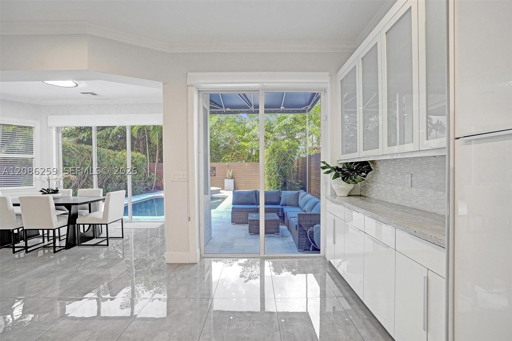 453 SW 5th Ave, Fort Lauderdale FL 33315