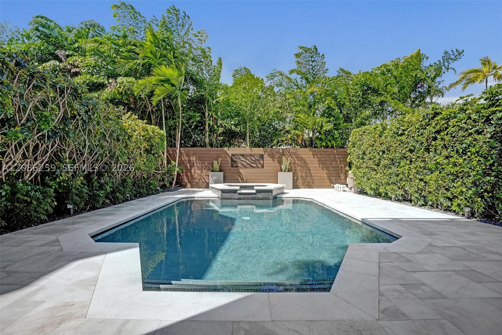 453 SW 5th Ave, Fort Lauderdale FL 33315