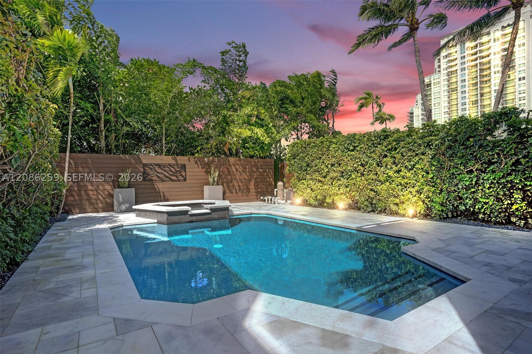 453 SW 5th Ave, Fort Lauderdale FL 33315