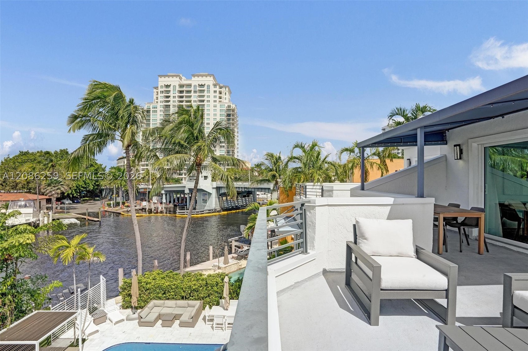 453 SW 5th Ave, Fort Lauderdale FL 33315