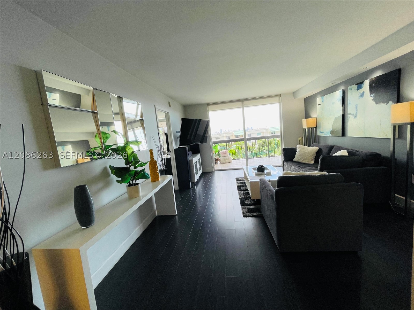 2333 Brickell Ave #409, Miami FL 33129