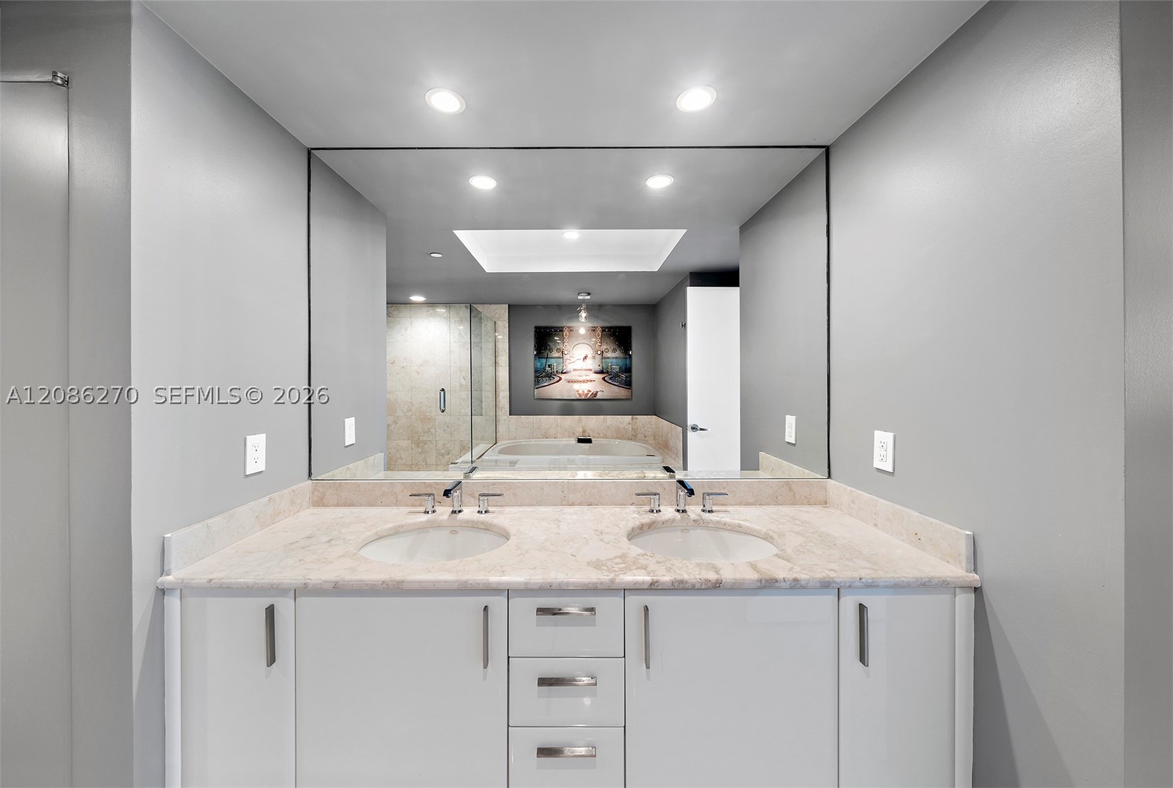 1331 Brickell Bay Dr #3705, Miami FL 33131