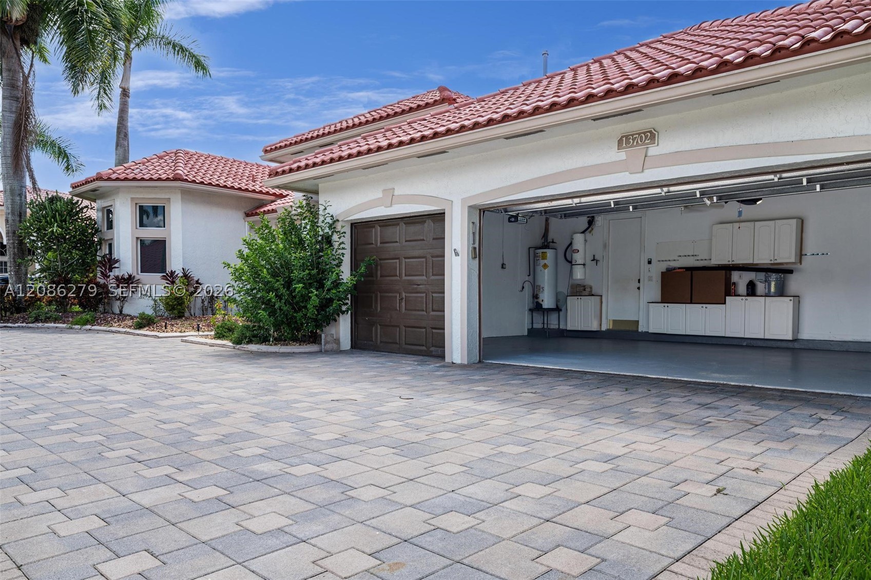 13702 NW 18th St, Pembroke Pines FL 33028