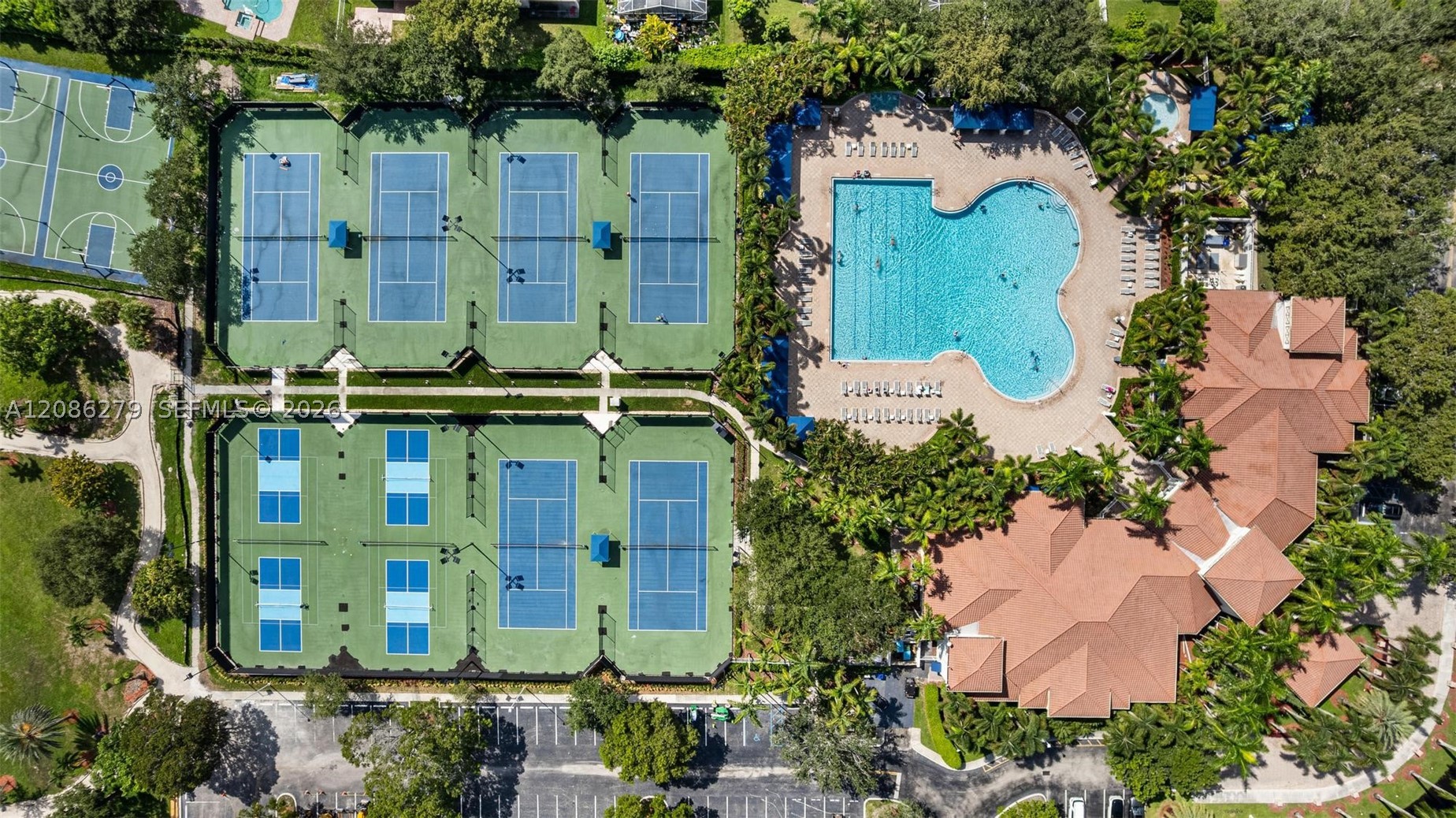 13702 NW 18th St, Pembroke Pines FL 33028