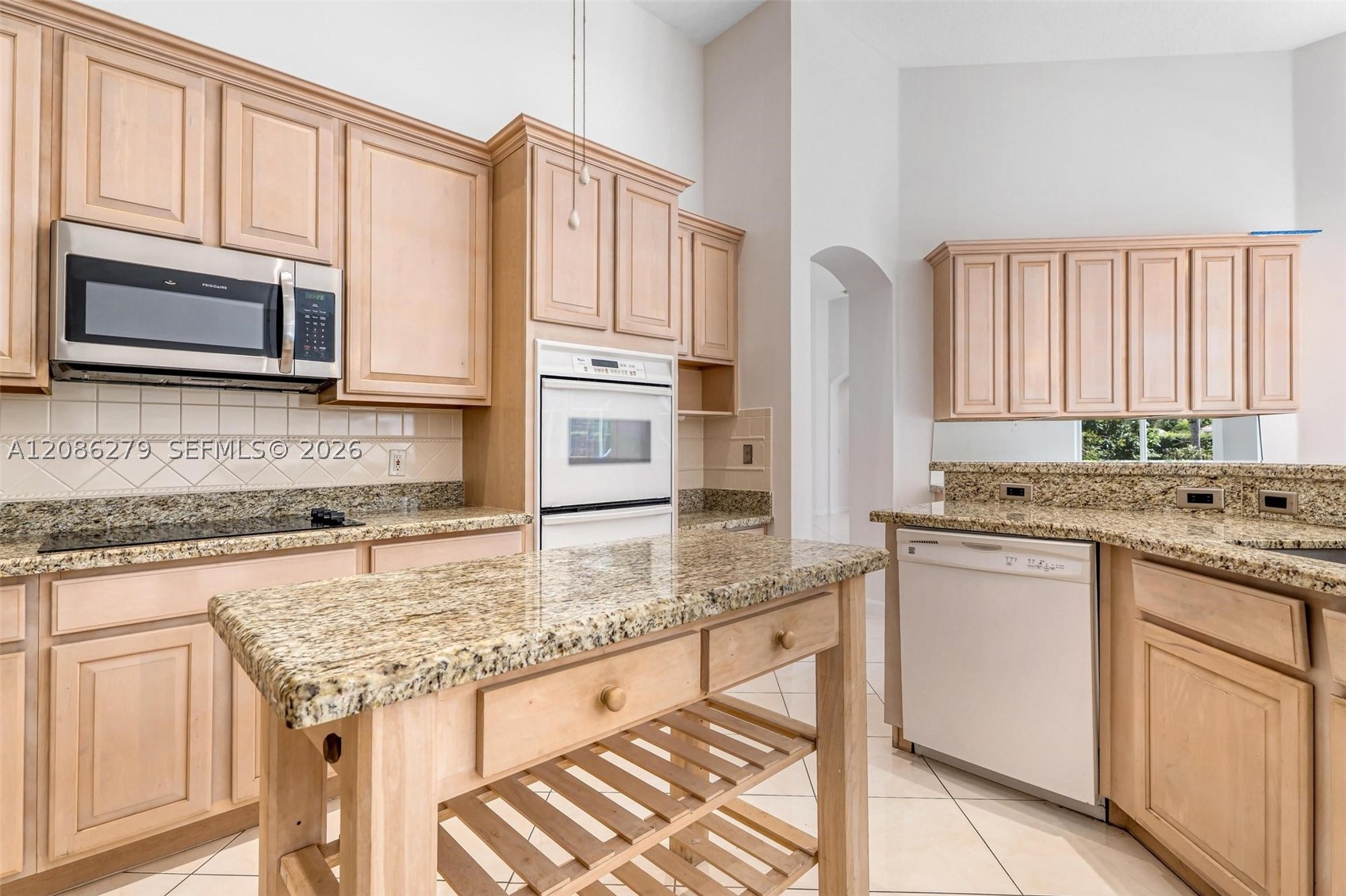 13702 NW 18th St, Pembroke Pines FL 33028