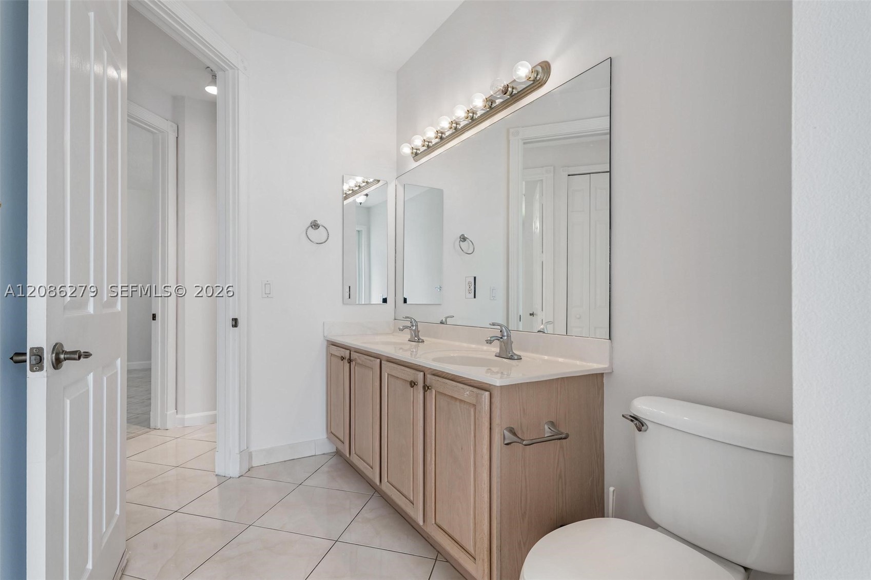 13702 NW 18th St, Pembroke Pines FL 33028