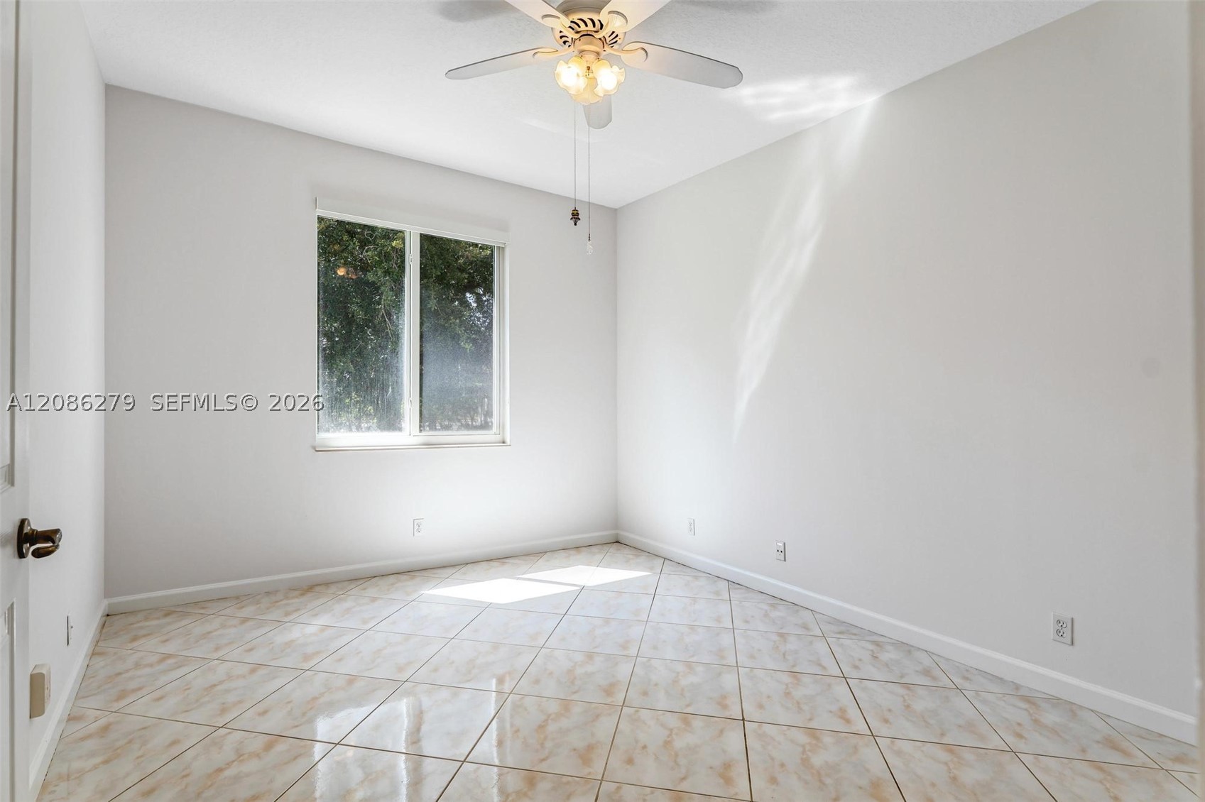 13702 NW 18th St, Pembroke Pines FL 33028