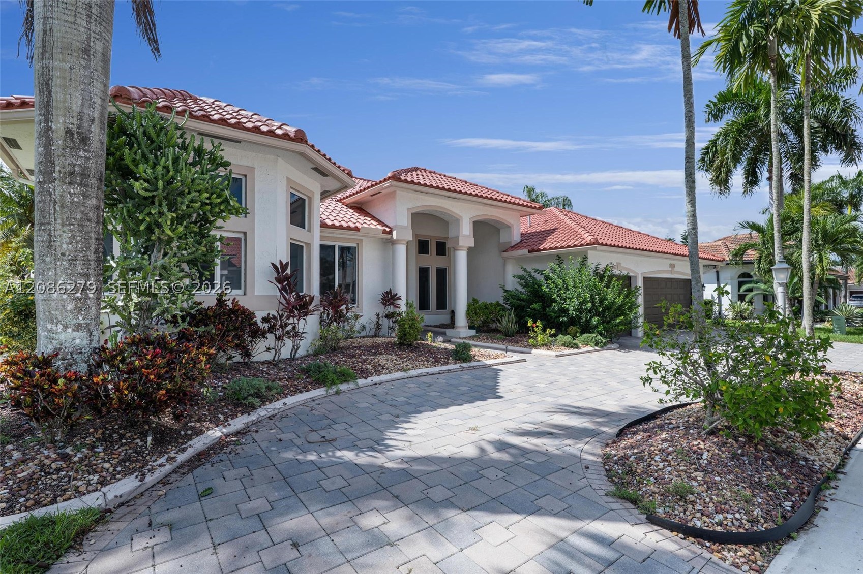 13702 NW 18th St, Pembroke Pines FL 33028