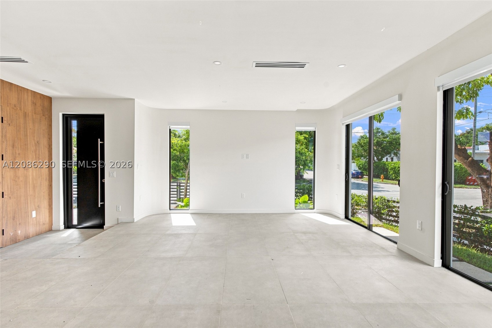 1001 SW 10 AVE, Miami FL 33130