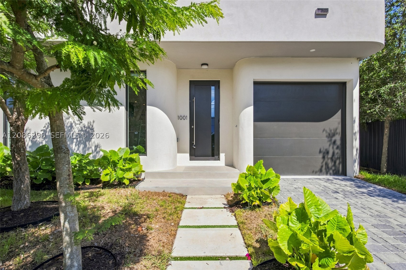 1001 SW 10 AVE, Miami FL 33130