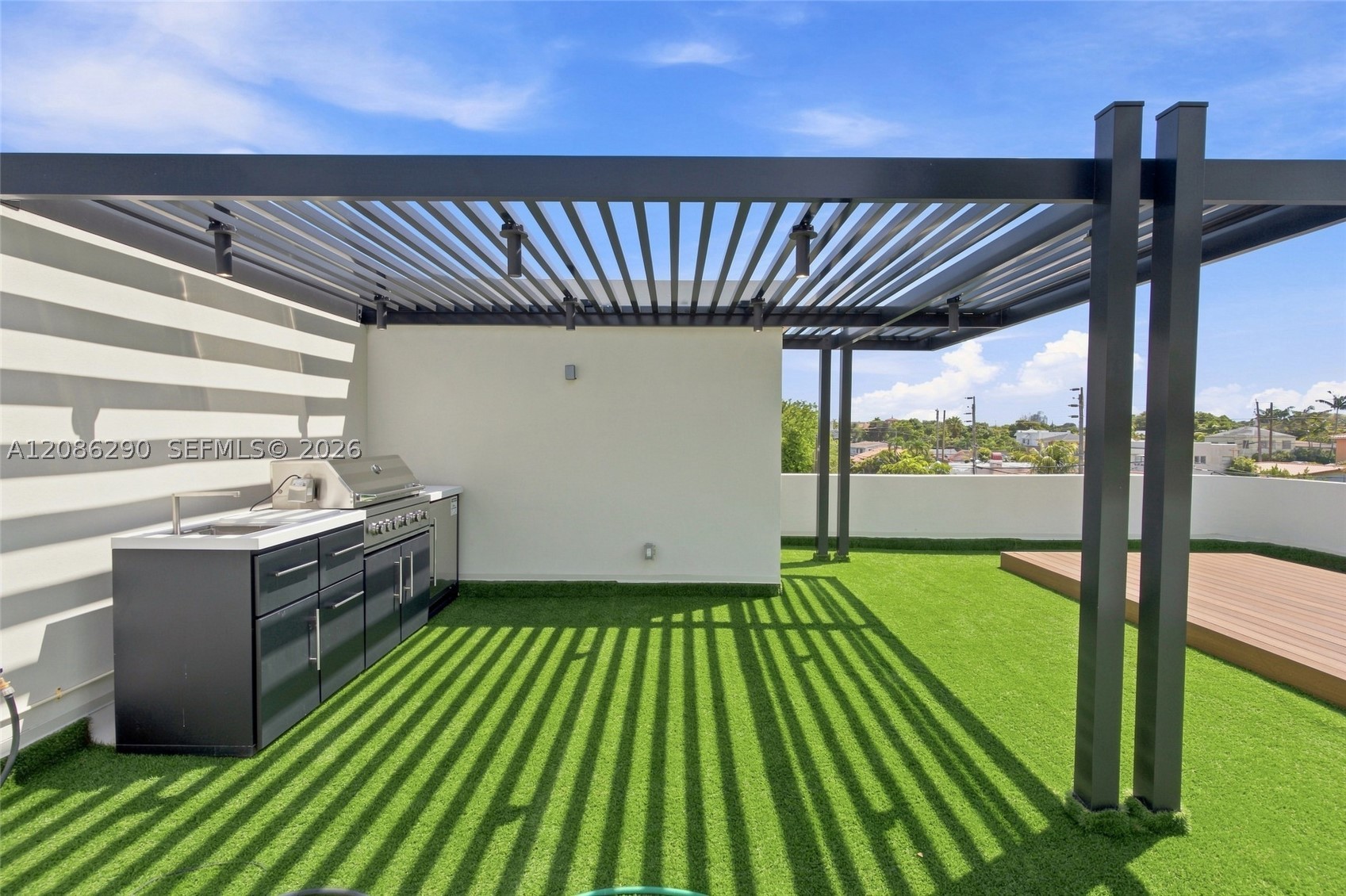 1001 SW 10 AVE, Miami FL 33130