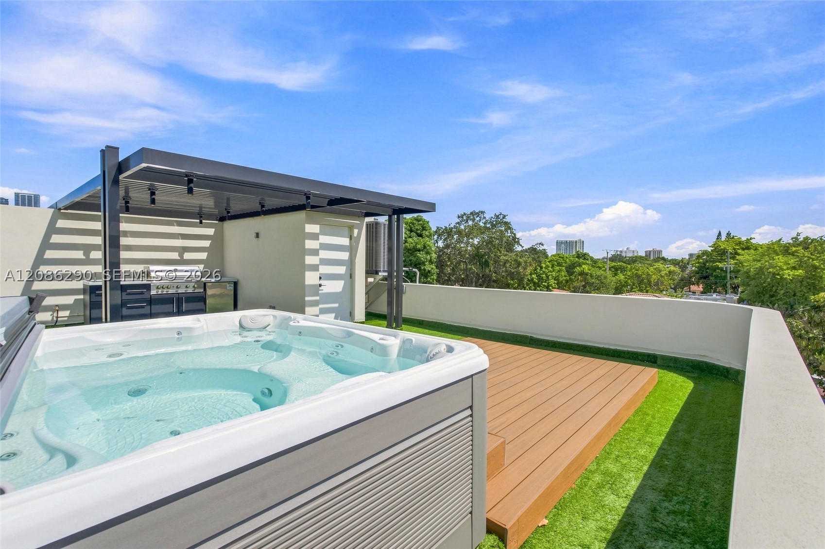 1001 SW 10 AVE, Miami FL 33130