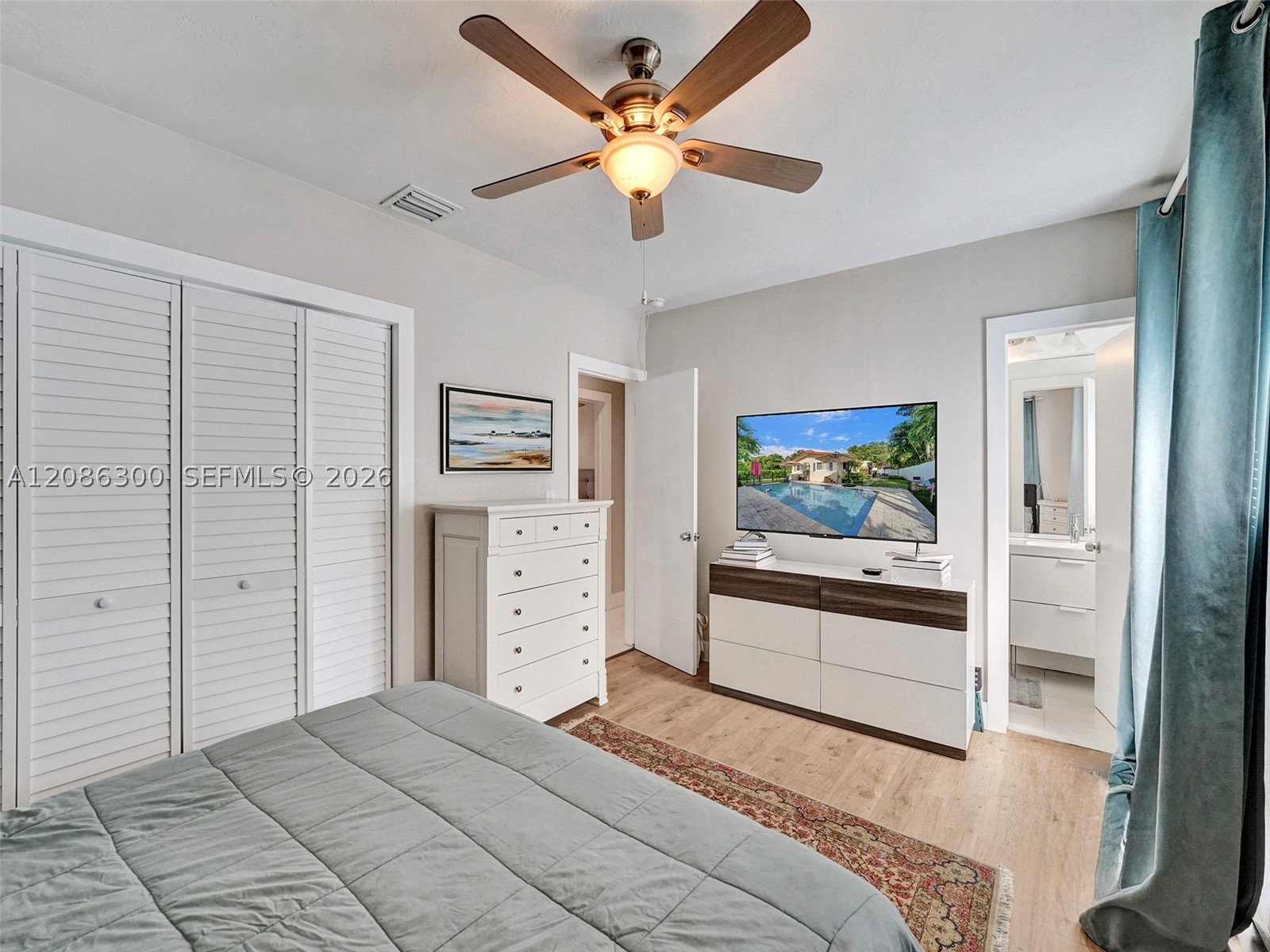 12015 NE 7th Ave, Biscayne Park FL 33161