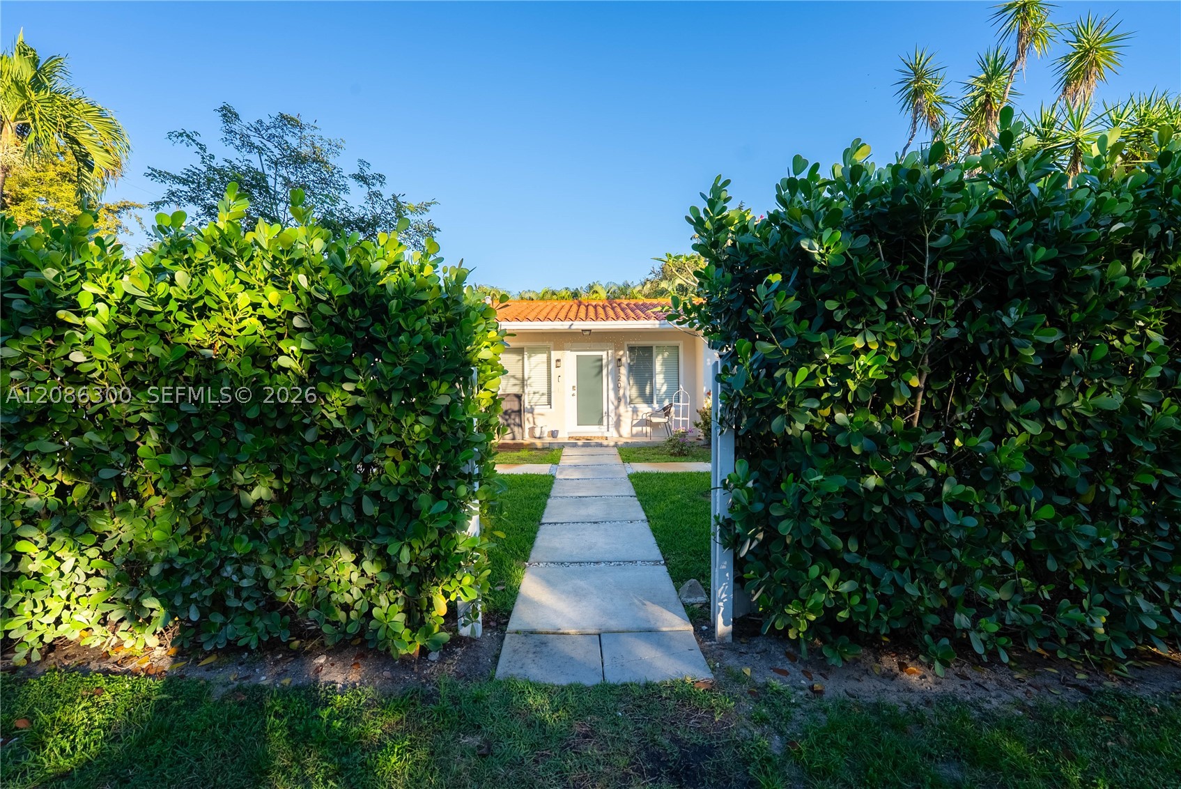12015 NE 7th Ave, Biscayne Park FL 33161