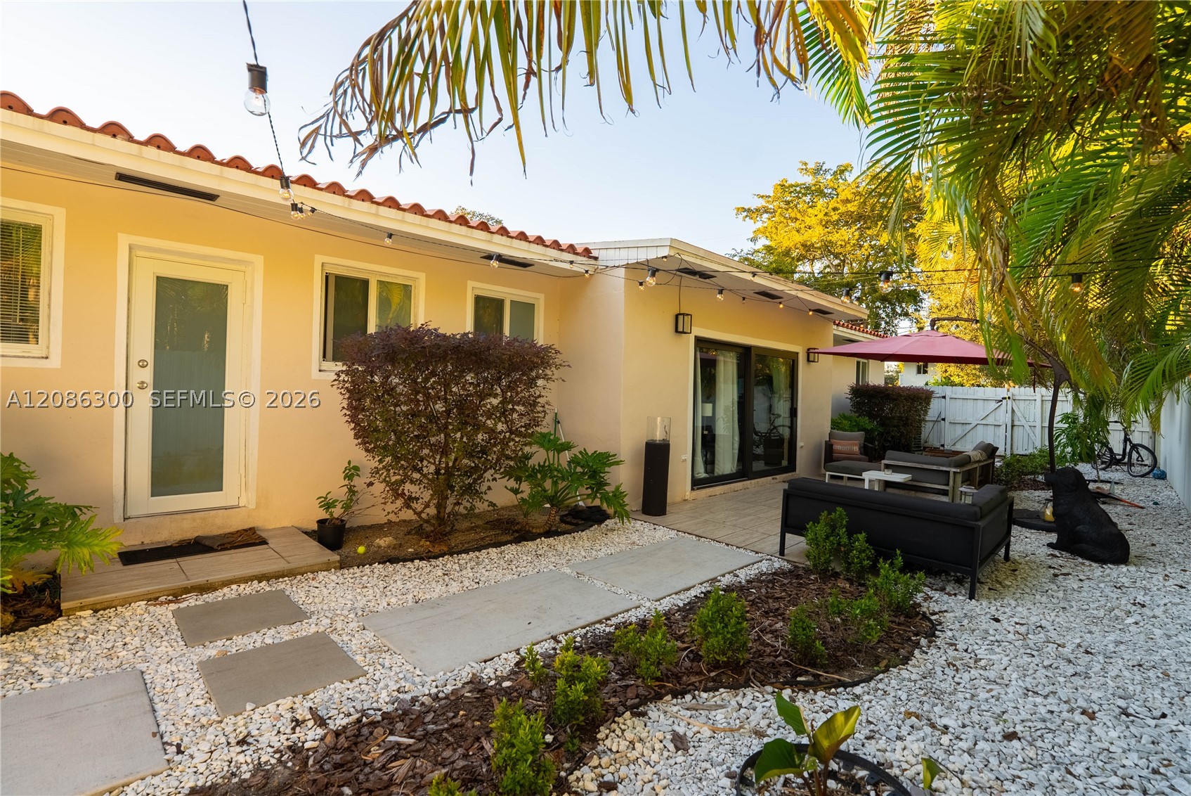 12015 NE 7th Ave, Biscayne Park FL 33161