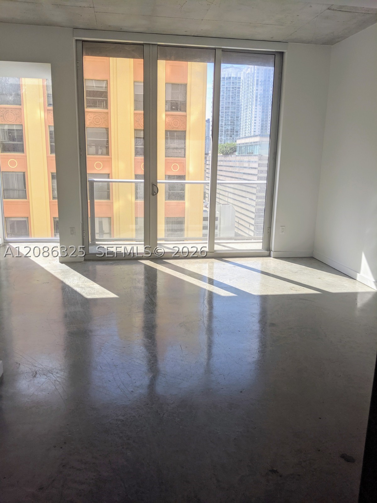 151 SE 1st #1007, Miami FL 33131