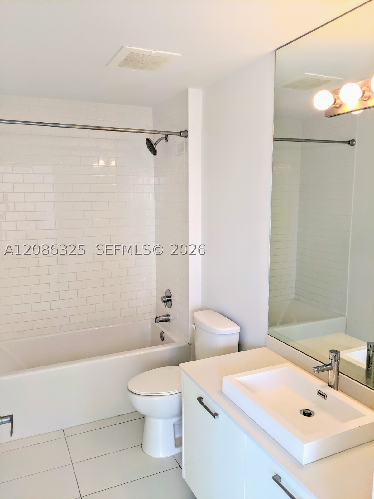 151 SE 1st #1007, Miami FL 33131