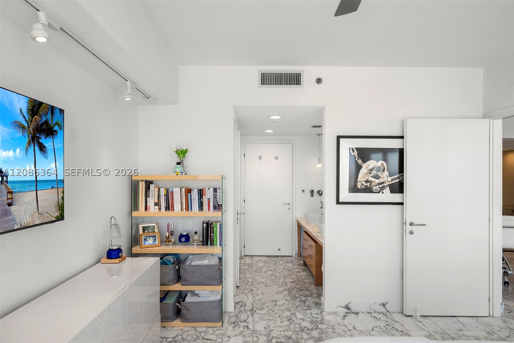 450 Alton Rd #2708, Miami Beach FL 33139