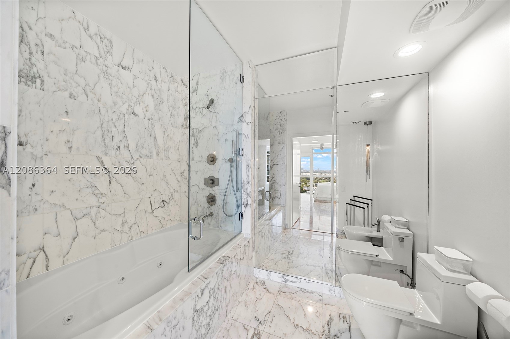 450 Alton Rd #2708, Miami Beach FL 33139