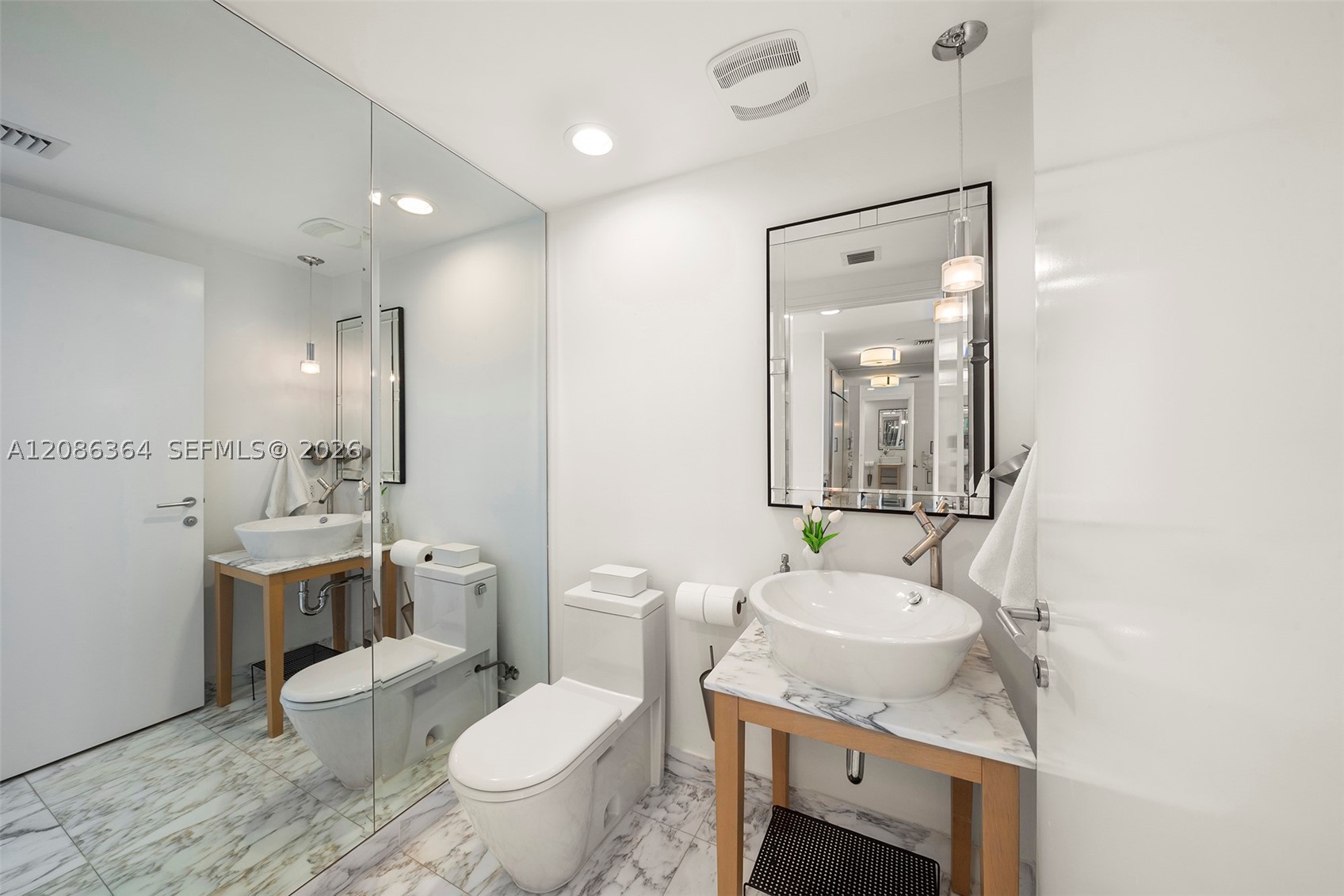 450 Alton Rd #2708, Miami Beach FL 33139