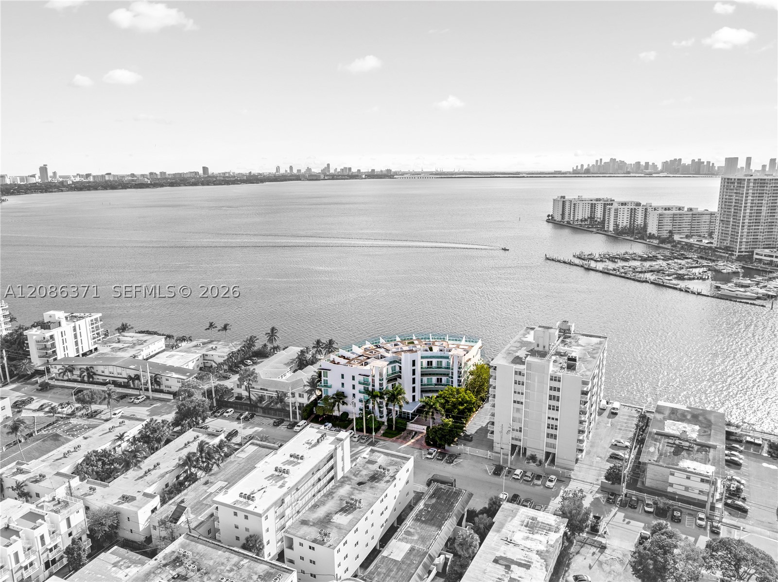 2000 Bay Dr #204, Miami Beach FL 33141