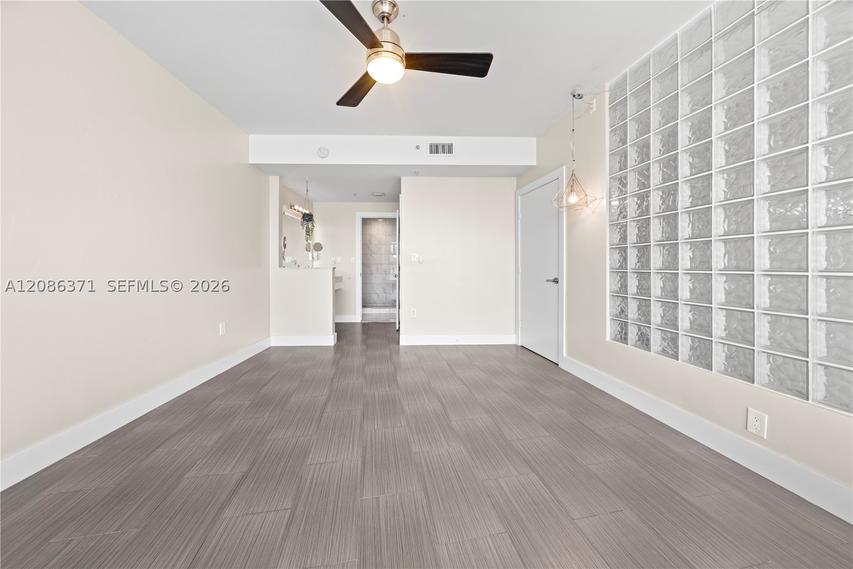 2000 Bay Dr #204, Miami Beach FL 33141
