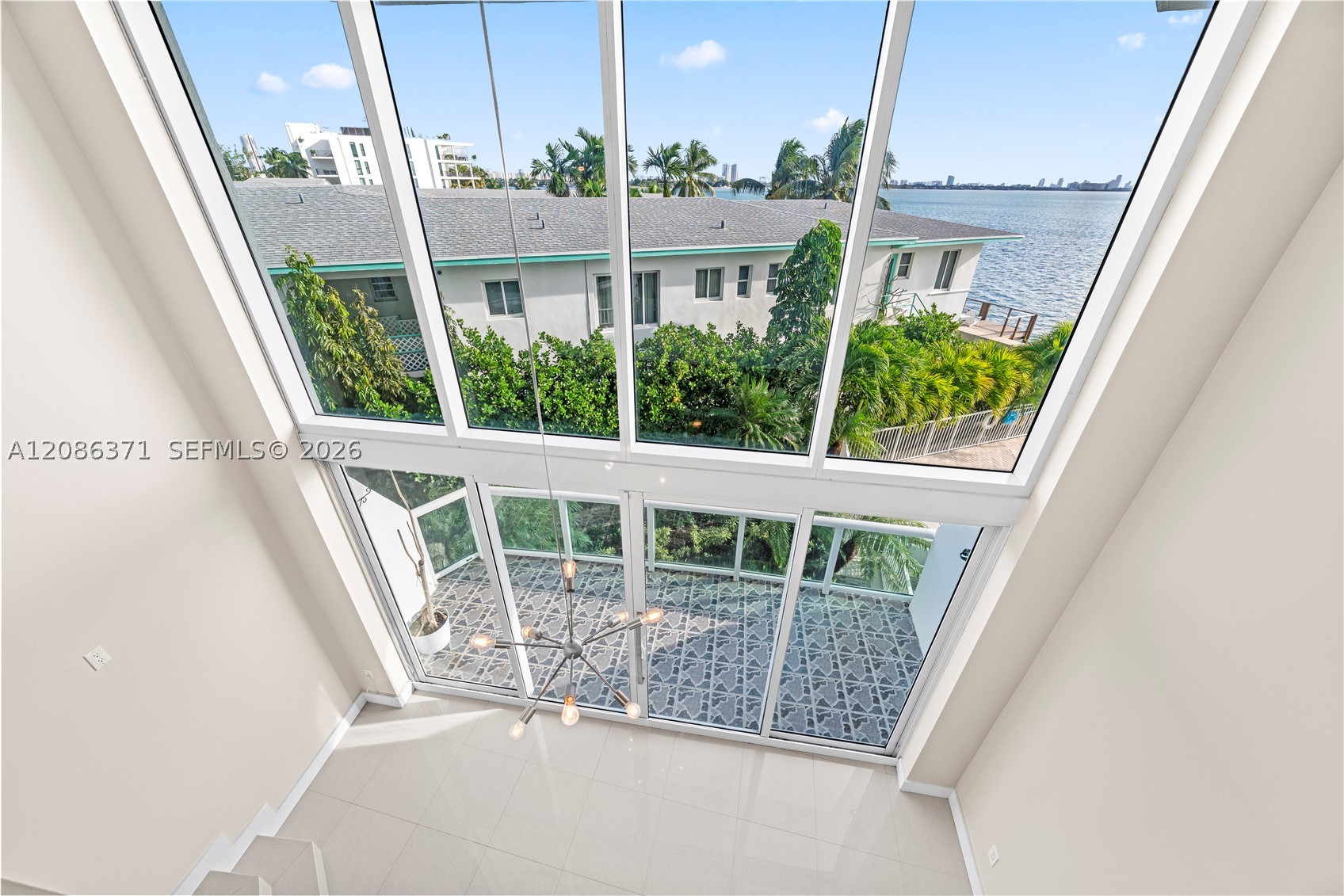 2000 Bay Dr #204, Miami Beach FL 33141